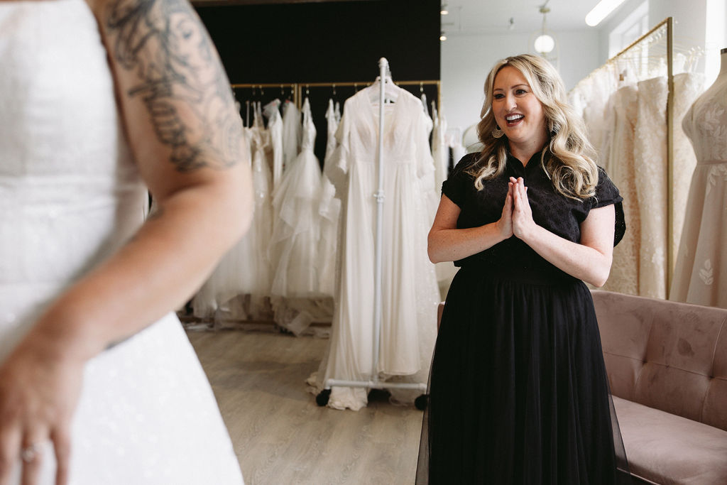 Introducing you to the best bridal experience ever. Meet Lisa, the creator and owner of Freedom Bridal. The Archives are here to support you in saying "I Do' to the best bridal boutique experience and support you in your unique bridal journey.